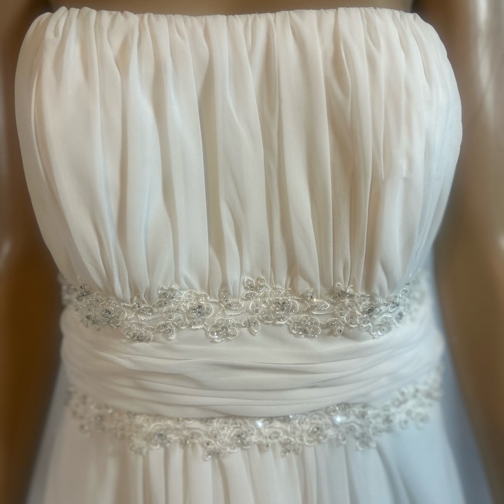 Wedding Dress by David’s Bridal, Size 12